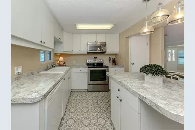 1002 Jolanda Circle, Venice, FL 34285 - Photo 23