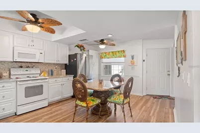 11644 SW Egret Circle #201, Lake Suzy, FL 34269 - Photo 3