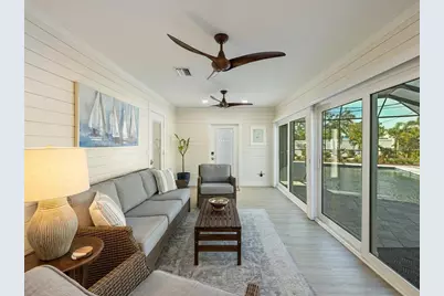 842 Nokomis Avenue S, Venice, FL 34285 - Photo 27