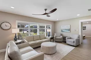 842 Nokomis Ave S, Venice, FL 34285 - Photo 15