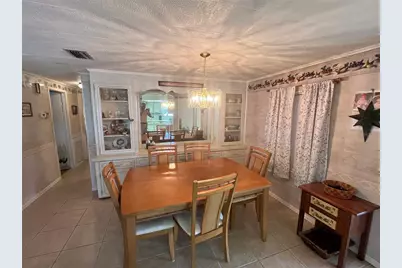 818 Jolanda Circle, Venice, FL 34285 - Photo 11
