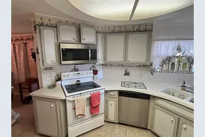 818 Jolanda Circle, Venice, FL 34285 - Photo 13