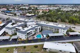 708 Tamiami Trail S, Venice, FL 34285 - Photo 37