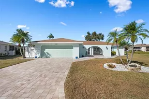 1714 Coral Sands Ct, Venice, FL 34293 - Photo 3