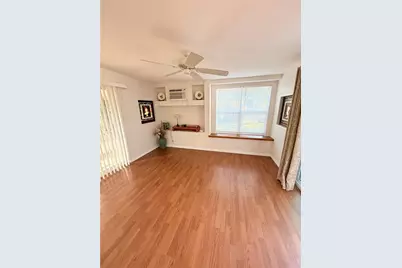 551 E Seminole Drive, Venice, FL 34293 - Photo 11