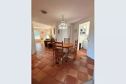 551 E Seminole Drive, Venice, FL 34293 - Photo 5