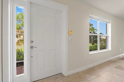 13222 Huerta Street, Venice, FL 34293 - Photo 7