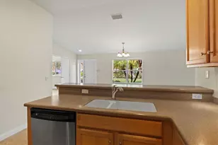 13222 Huerta St, Venice, FL 34293 - Photo 17