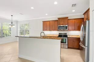 20490 Capello Dr, Venice, FL 34292 - Photo 9