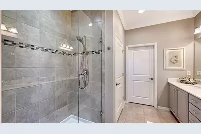 23149 Banbury Way #201, Venice, FL 34293 - Photo 17