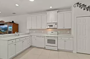 11383 Dancing River Dr, Venice, FL 34292 - Photo 17