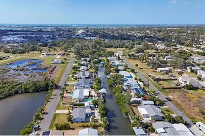 1073 Alston Lane, Englewood, FL 34223 - Photo 35