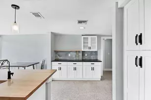 1073 Alston Ln, Englewood, FL 34223 - Photo 17