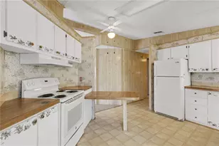 357 Longwood Dr, Venice, FL 34285 - Photo 21