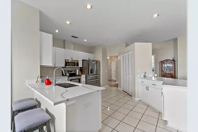 4494 Del Sol Boulevard S, Sarasota, FL 34243 - Photo 17