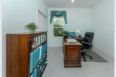 12277 Stuart Drive, Venice, FL 34293 - Photo 23