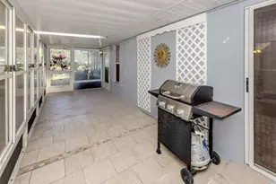 561 Clubside Cir, Venice, FL 34293 - Photo 27