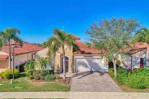 23692 Waverly Cir, Venice, FL 34293 - Photo 1