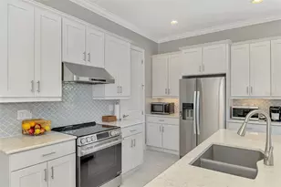 23692 Waverly Cir, Venice, FL 34293 - Photo 19