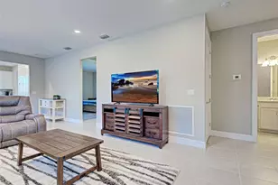 13716 Vadini St, Venice, FL 34293 - Photo 7