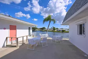 588 Circlewood Dr, Venice, FL 34293 - Photo 57