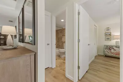 588 Circlewood Drive #S3-1, Venice, FL 34293 - Photo 5