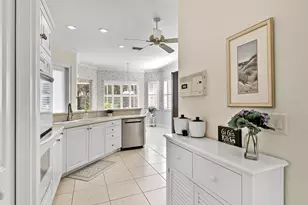 4374 Via Del Villetti Dr, Venice, FL 34293 - Photo 15