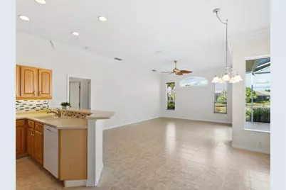 863 Macaw Circle, Venice, FL 34285 - Photo 15