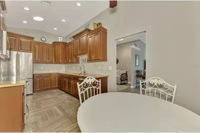 1716 Fountain View Circle, Venice, FL 34292 - Photo 25