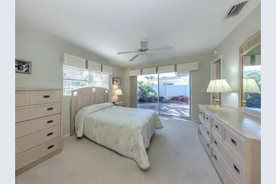 738 Serata Street, Venice, FL 34285 - Photo 9