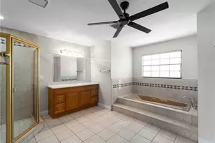 318 Oakwood Cir, Englewood, FL 34223 - Photo 43