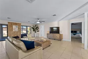 318 Oakwood Cir, Englewood, FL 34223 - Photo 33