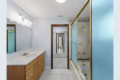 318 Oakwood Circle, Englewood, FL 34223 - Photo 53