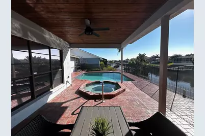 318 Oakwood Circle, Englewood, FL 34223 - Photo 63