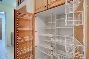 229 S Quincy Rd, Venice, FL 34293 - Photo 25