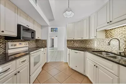 440 Palmetto Court #2, Venice, FL 34285 - Photo 13