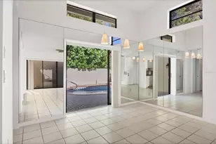 440 Palmetto Ct, Venice, FL 34285 - Photo 7