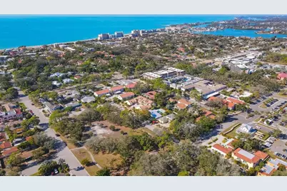 440 Palmetto Court #2, Venice, FL 34285 - Photo 45