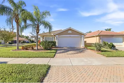 15767 Crystal Waters Drive, Wimauma, FL 33598 - Photo 5