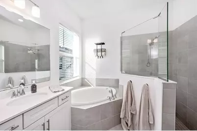 17380 Jadestone Court, Venice, FL 34293 - Photo 35