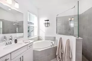 17380 Jadestone Ct, Venice, FL 34293 - Photo 35