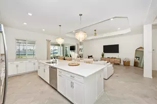 17380 Jadestone Ct, Venice, FL 34293 - Photo 15