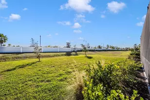 17380 Jadestone Ct, Venice, FL 34293 - Photo 57