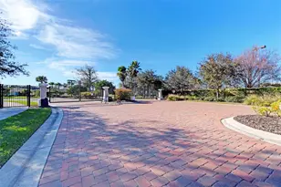 371 Capulet Dr, Venice, FL 34292 - Photo 55
