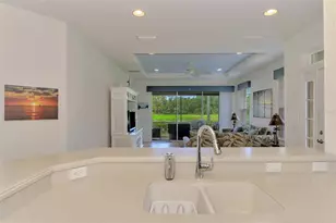 371 Capulet Dr, Venice, FL 34292 - Photo 19