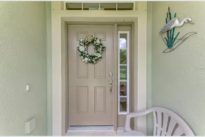 371 Capulet Drive, Venice, FL 34292 - Photo 9