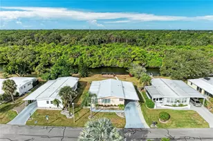 35 Castle Dr, Nokomis, FL 34275 - Photo 1