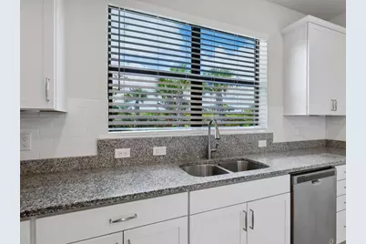 13467 Nobilio Street, Venice, FL 34293 - Photo 11