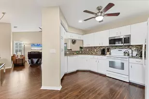 803 Montrose Dr, Venice, FL 34293 - Photo 9