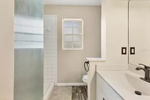 803 Montrose Dr, Venice, FL 34293 - Photo 21